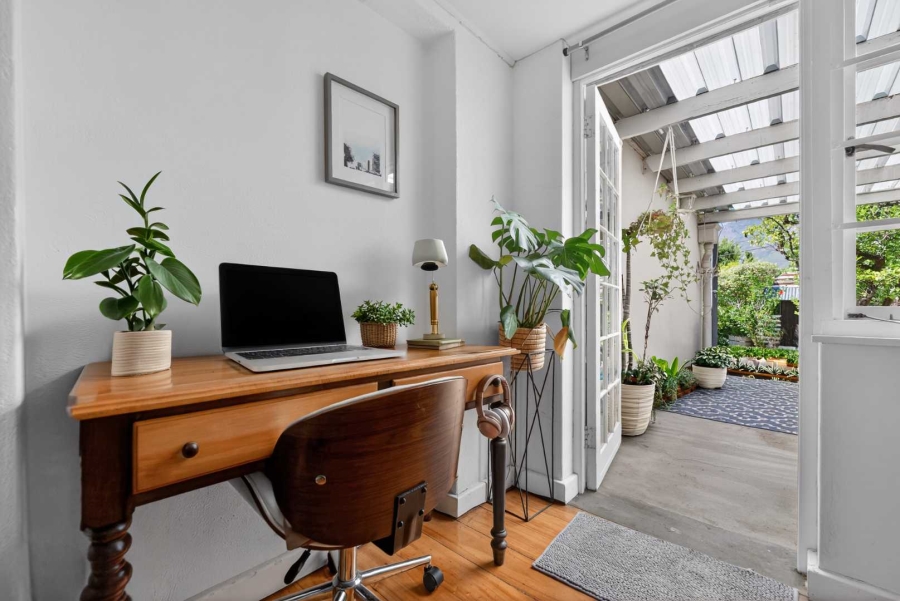 3 Bedroom Property for Sale in Higgovale Western Cape